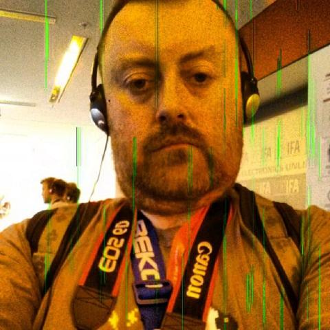 Guided tour makes me look like a dick. :) by Scott Joyce