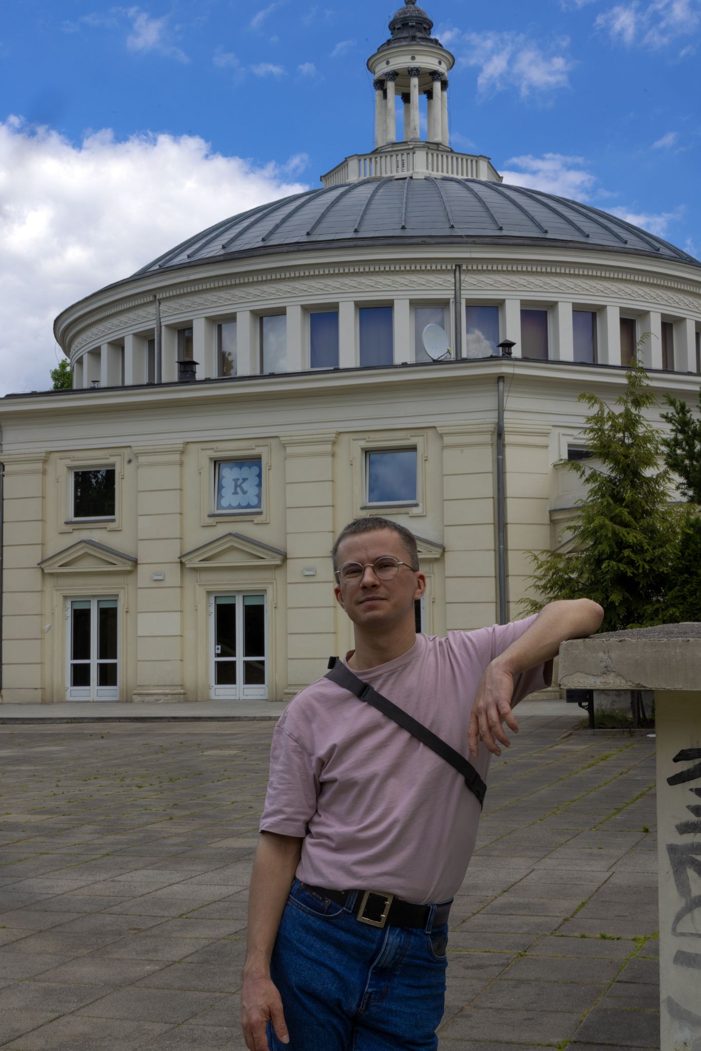Large image